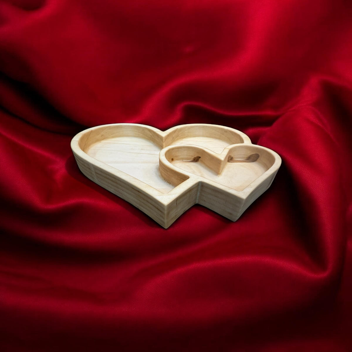 Double Heart Tray Ambrosia Maple